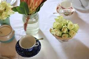 Table Roses cups